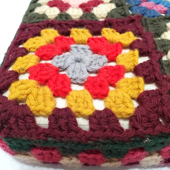 Vtg Crochet Granny Square Accent Decorative Pillow Multicolor Foam Insert 12x12 - Picture 6 of 10